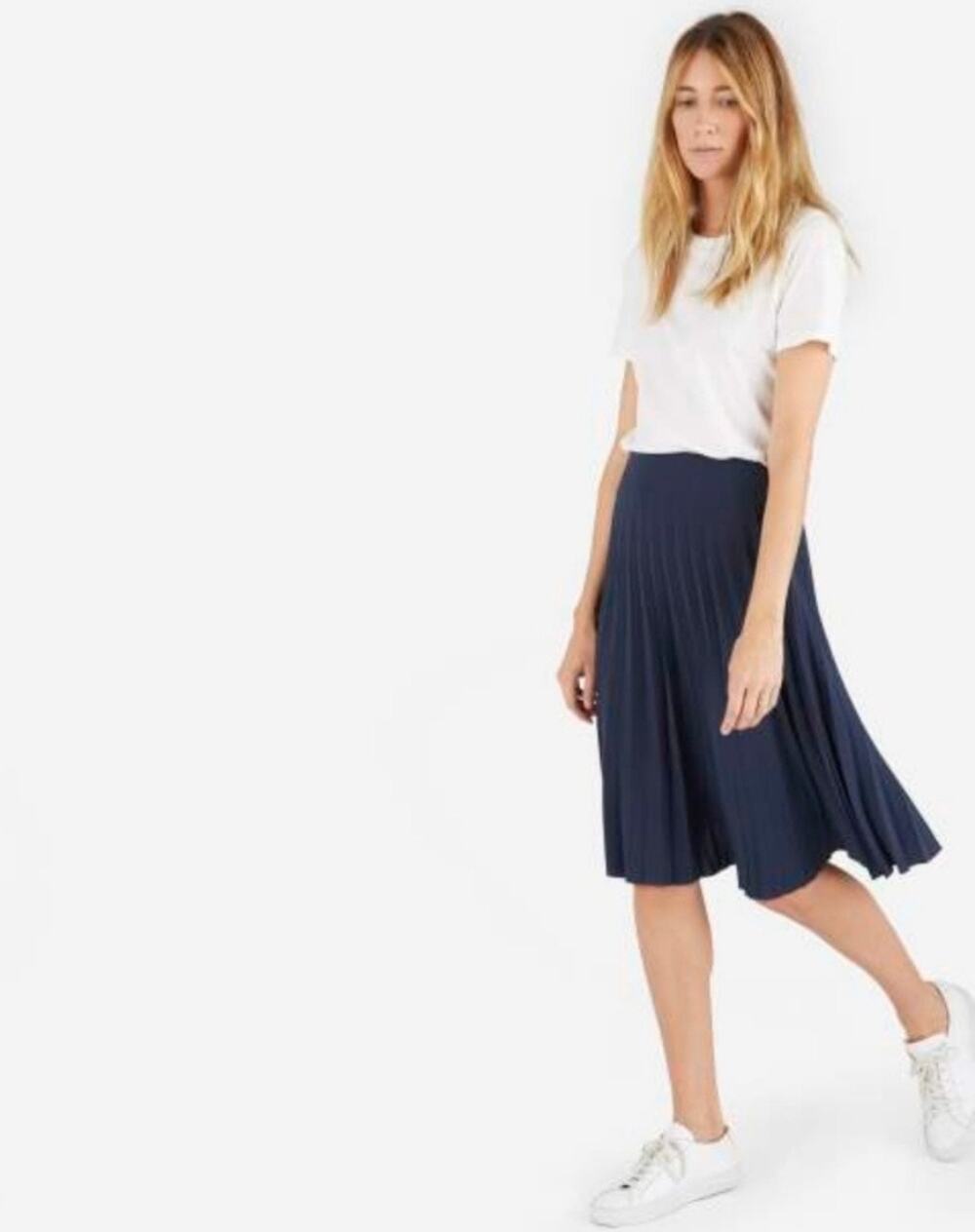 Everlane Navy Pleated Below-Knee Skirt Size 4 EUC